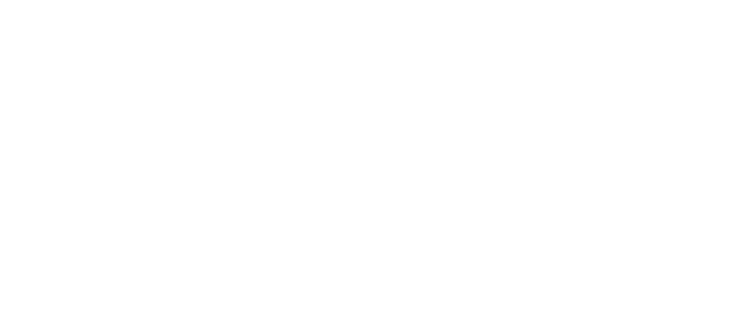 鉄板の上でトッピングをのせて完成！！